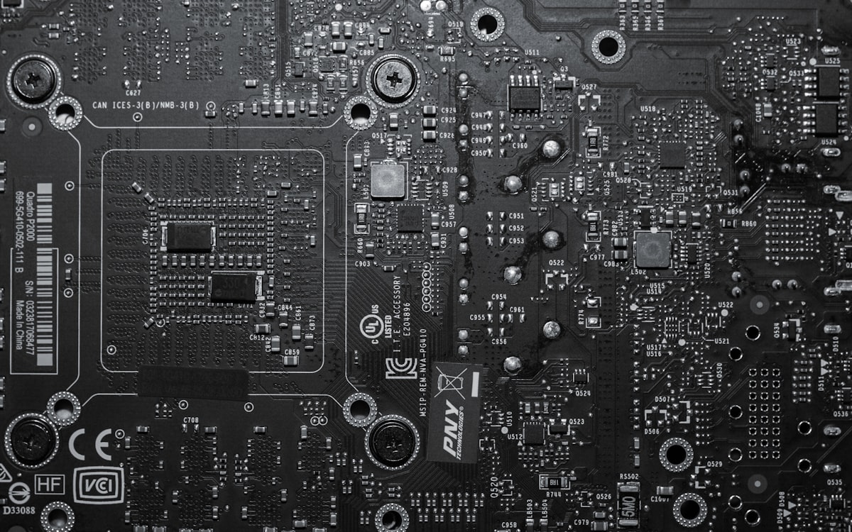 聚耦 Edge 网关 Pro 产品视觉